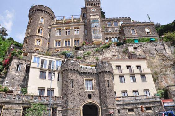 Studio Apartment In Neapolitan Castle Int 28 מראה חיצוני תמונה